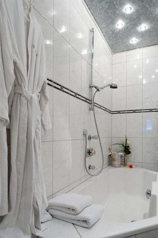 Landhotel Sauerlaender Hof Eslohe Quarto foto